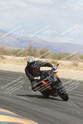 media/May-05-2025-Moto Forza (Mon) [[3c1838c5e5]]/2-B Group/Session 2 (Turn 7 Inside)/